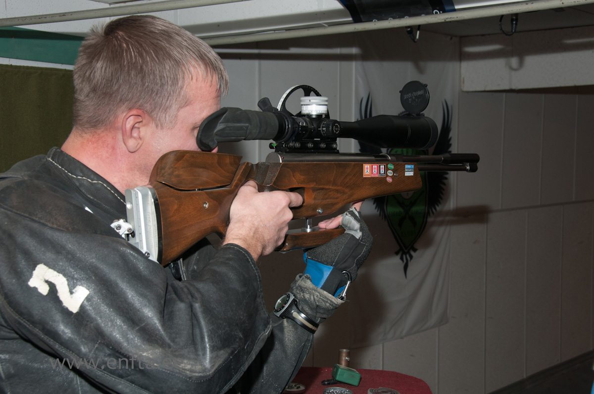 Meelis Kurvits, Weihrauch HW 97 K V-Glide LP, Hawke SideWinder 8-32x56